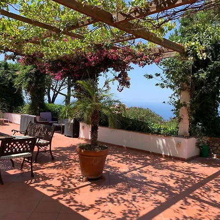 Affittacamere Casa Blu Anacapri (Isola di Capri)