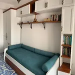 Casa Blu בית הארחה